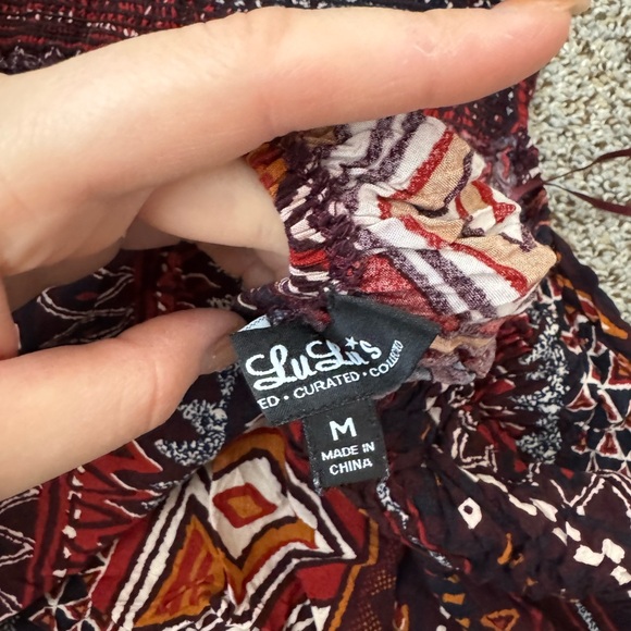 Lulu’s Aztec Halter Cami - Picture 4 of 4